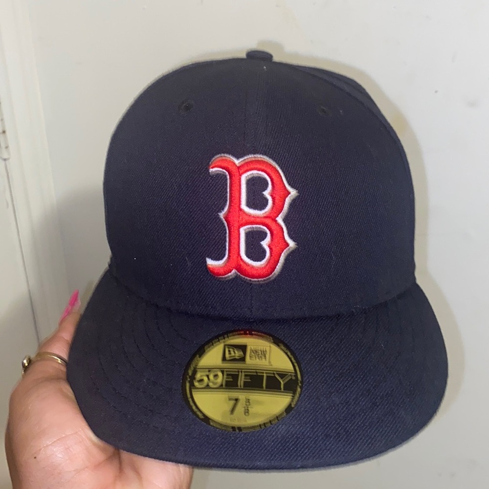 Black "Boston Red" fitted cap
